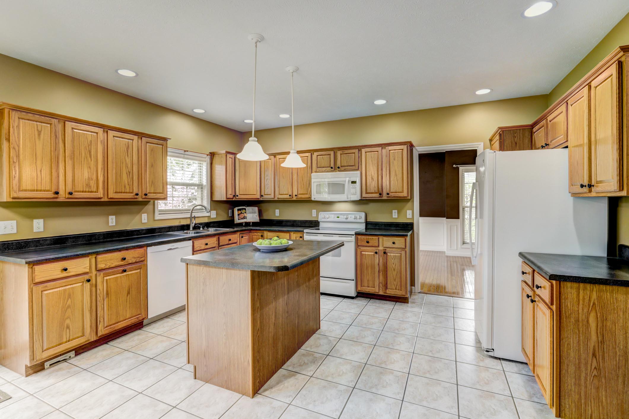 4202 Curtis Meadow-7.jpg